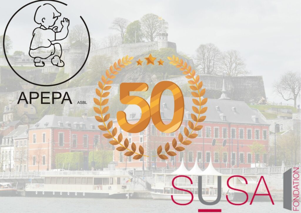 Autisme : Journée scientifique au parlement de Wallonie : logos de l'APEPA et du SUSA, 50 et couronne de lauriers dorés sur l'image des bâtiments du parlement